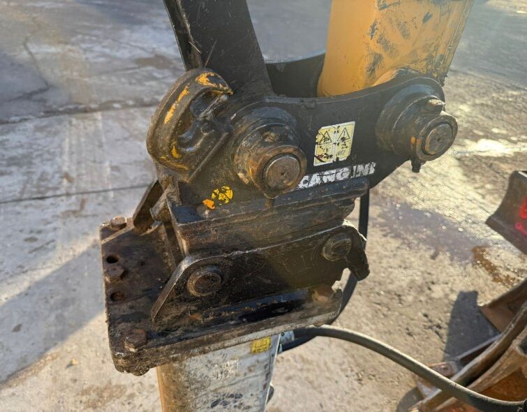 SANY  SANY SY35U ***EQUIP COMPLET--A/C***